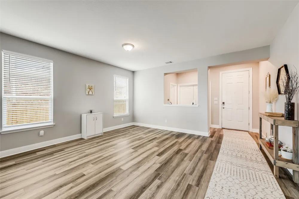 140 Auburn Street Kyle, TX 78640