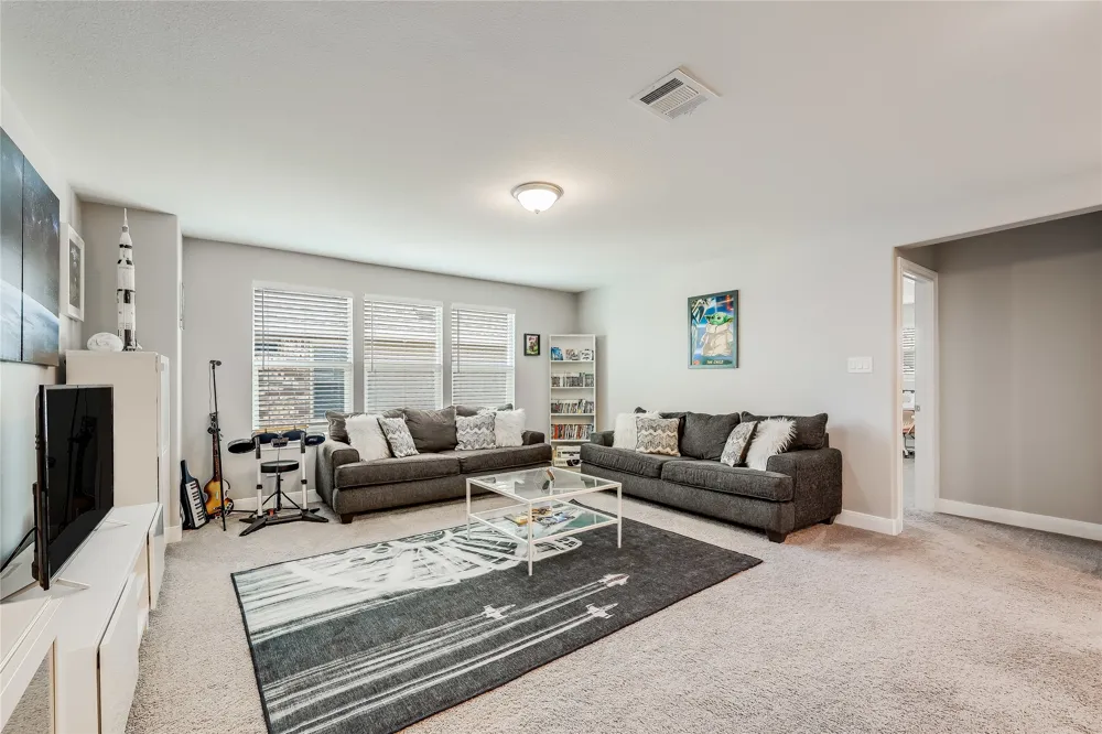 140 Auburn Street Kyle, TX 78640