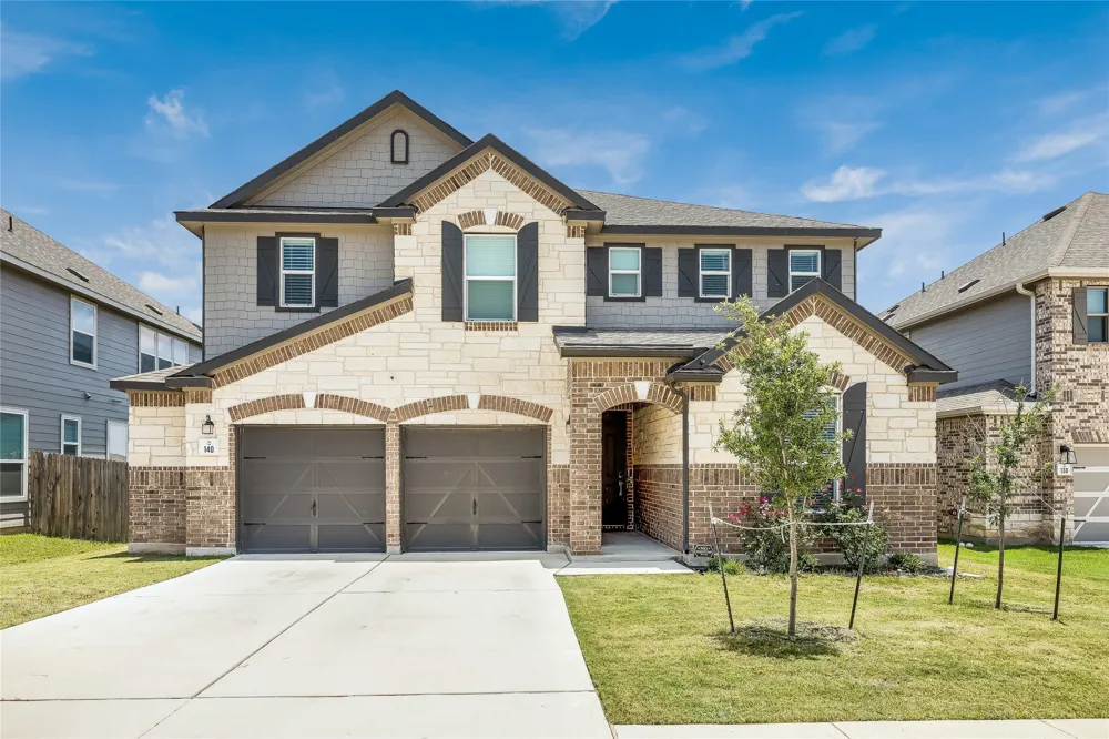 140 Auburn Street Kyle, TX 78640