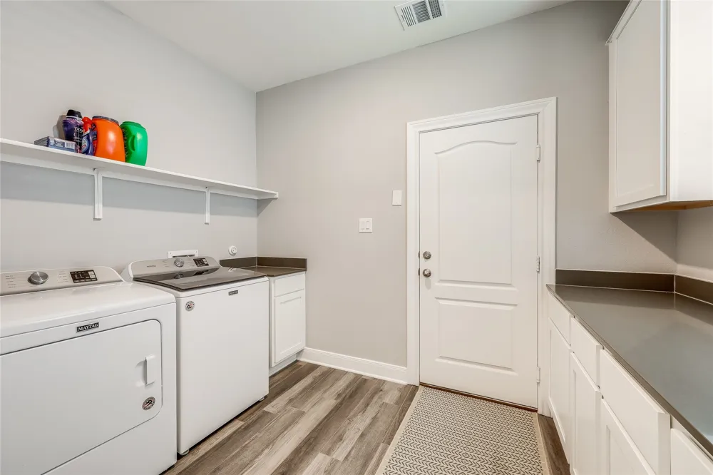 140 Auburn Street Kyle, TX 78640