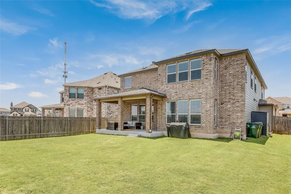 140 Auburn Street Kyle, TX 78640