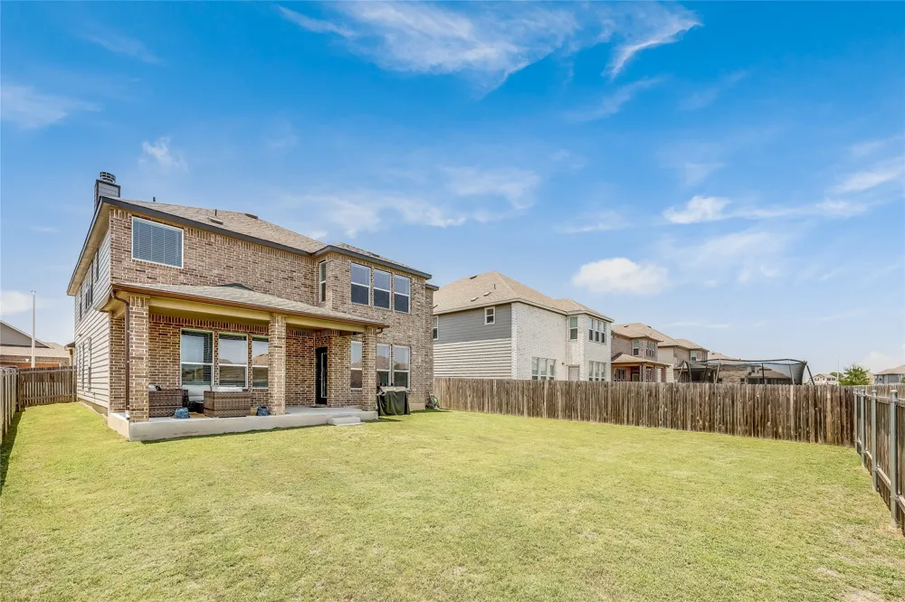 140 Auburn Street Kyle, TX 78640