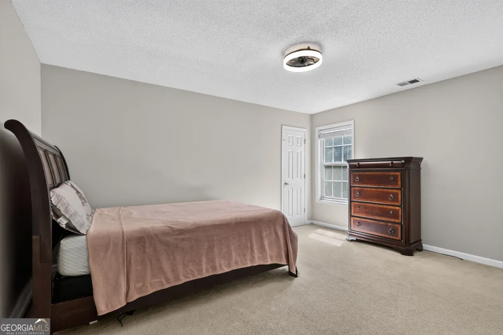 4009 Saint George WALK SW Powder Springs, GA 30127
