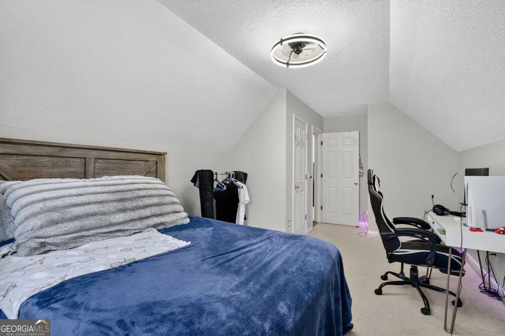 4009 Saint George WALK SW Powder Springs, GA 30127