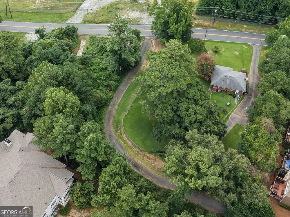 2421 Maner RD SE Atlanta, GA 30339