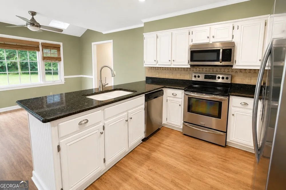 1820 N Chestnut Grove DR Marietta, GA 30066