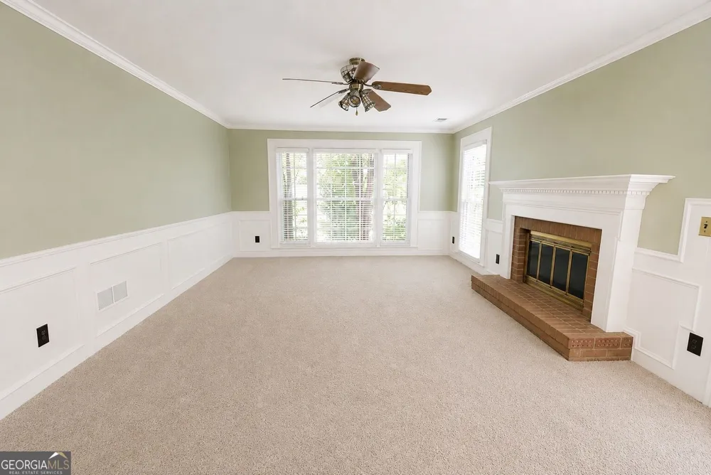 1820 N Chestnut Grove DR Marietta, GA 30066