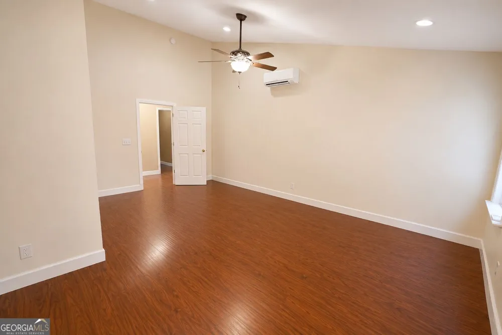 1820 N Chestnut Grove DR Marietta, GA 30066