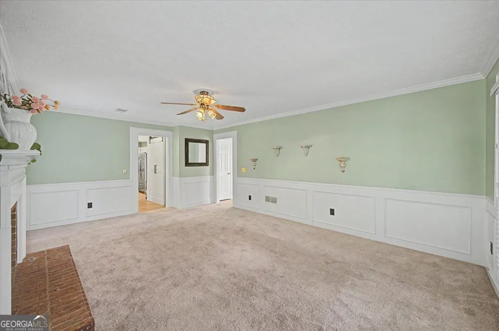 1820 N Chestnut Grove DR Marietta, GA 30066