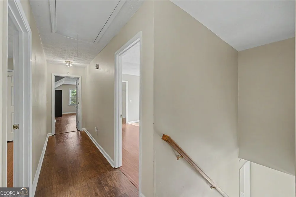 1820 N Chestnut Grove DR Marietta, GA 30066
