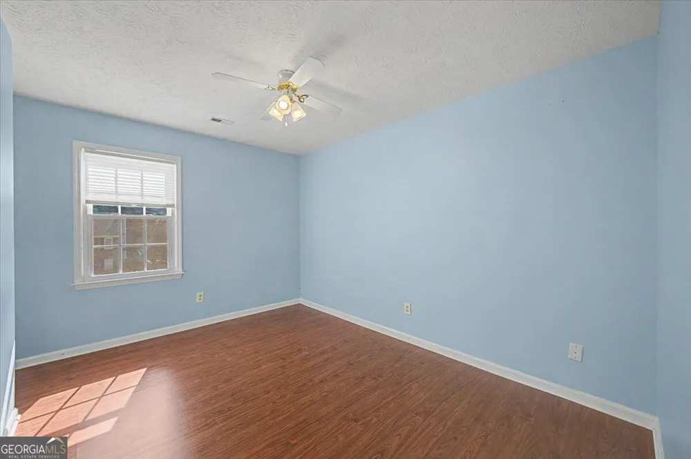 1820 N Chestnut Grove DR Marietta, GA 30066