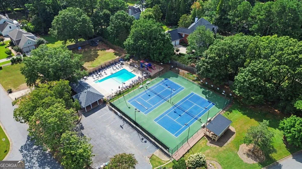 1820 N Chestnut Grove DR Marietta, GA 30066