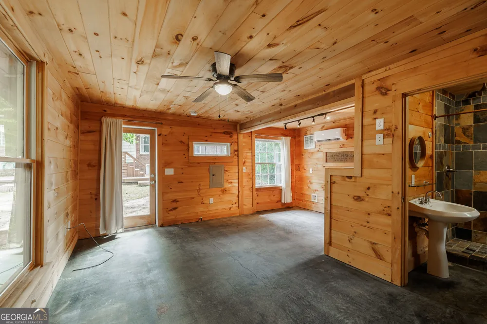 892 Hill ST Athens, GA 30606
