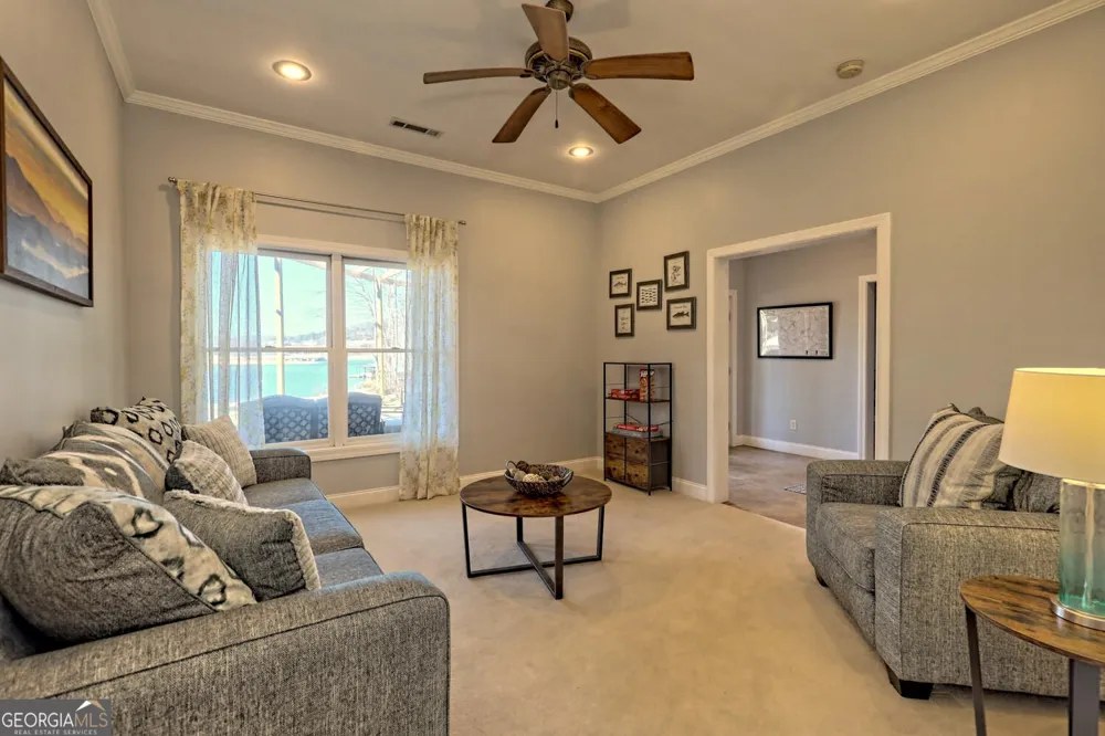 1189 Sunnyside RD Hiawassee, GA 30546