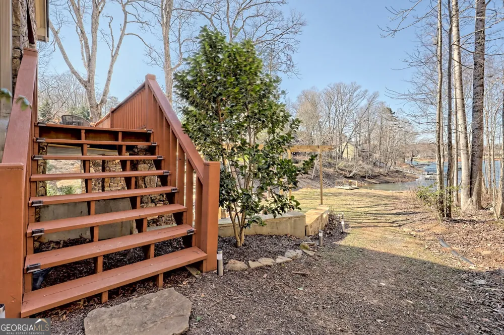 1189 Sunnyside RD Hiawassee, GA 30546