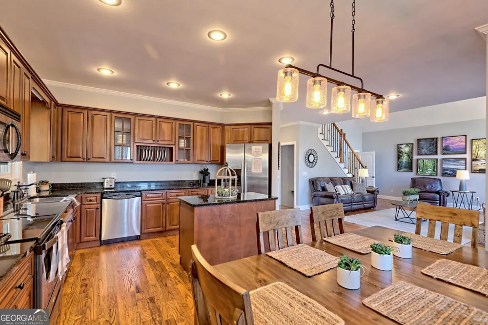 1189 Sunnyside RD Hiawassee, GA 30546