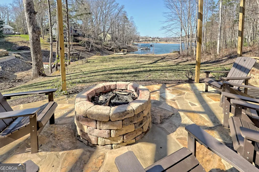 1189 Sunnyside RD Hiawassee, GA 30546