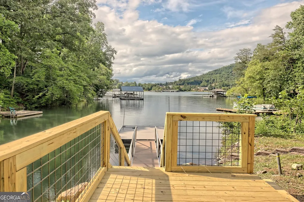 1189 Sunnyside RD Hiawassee, GA 30546