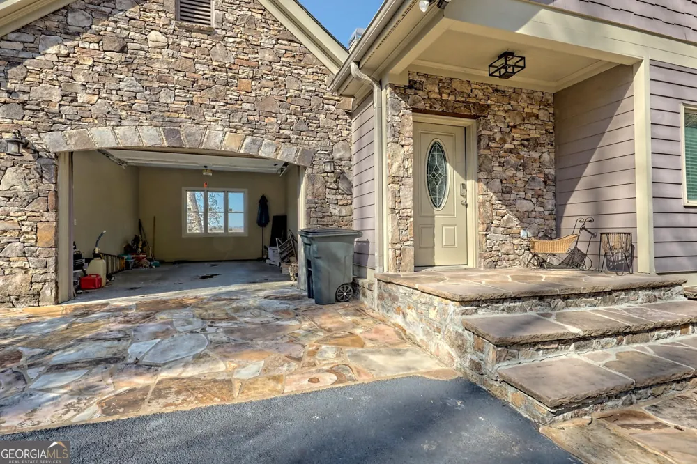 1189 Sunnyside RD Hiawassee, GA 30546