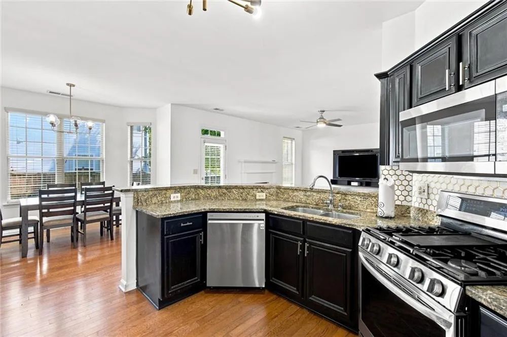 4855 Chimney Hill Court Austell, GA 30106