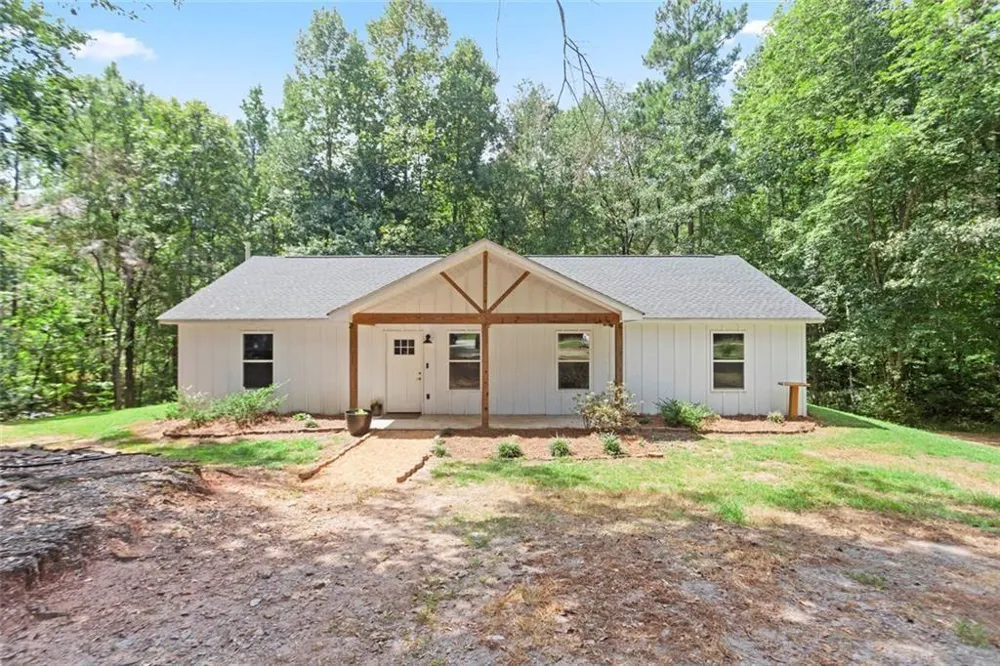 2768 N Highway 100 Waco, GA 30182