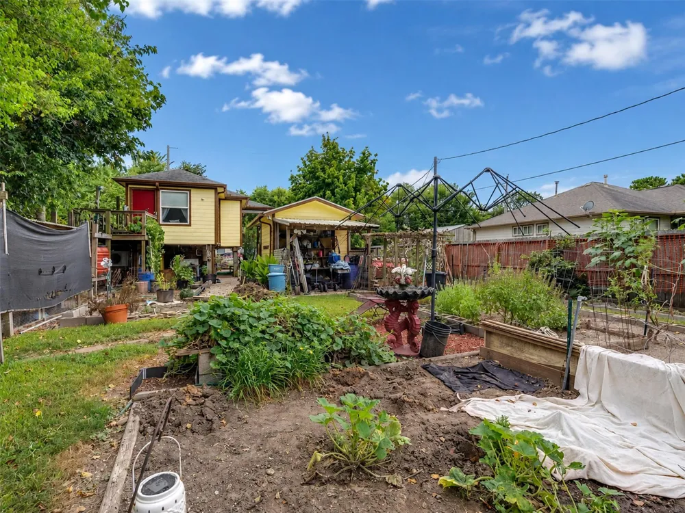 2616 Avenue H Dickinson, TX 77539
