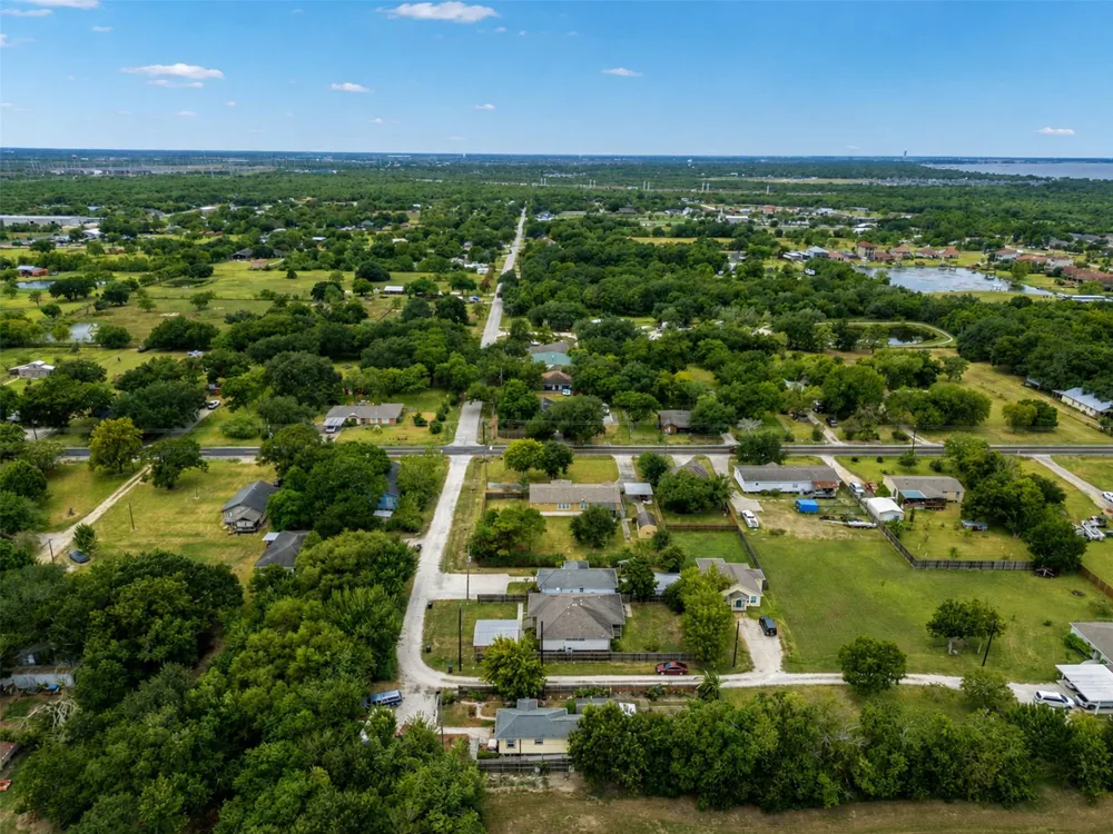 2616 Avenue H Dickinson, TX 77539