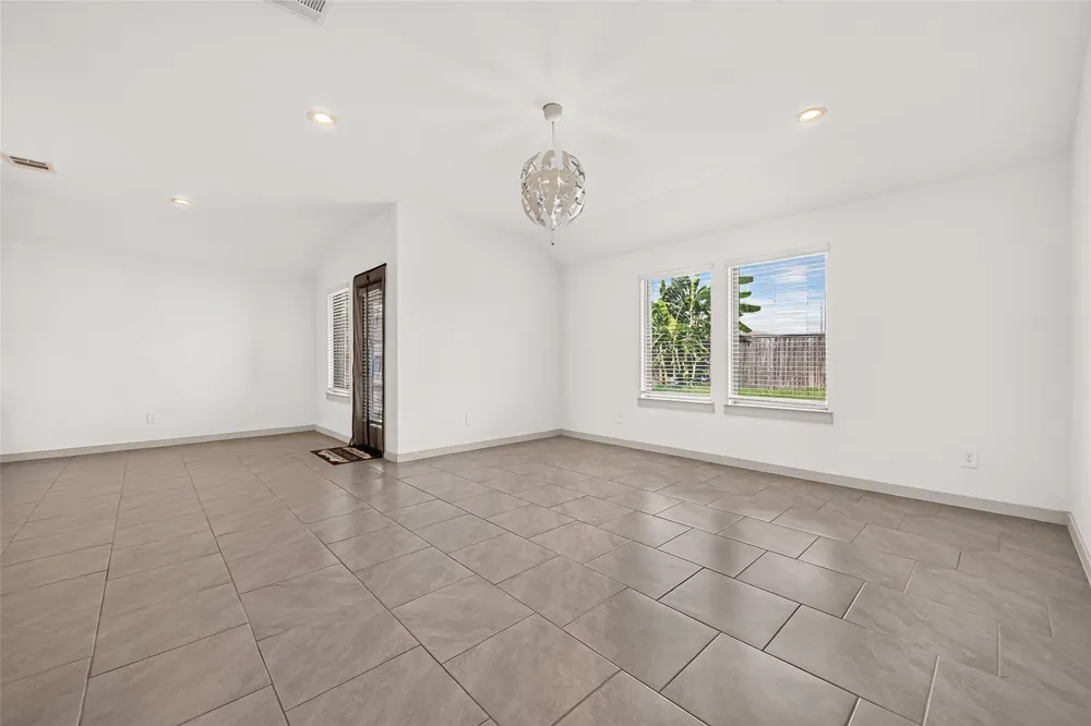 3943 Canyon Shore Lane Missouri City, TX 77459