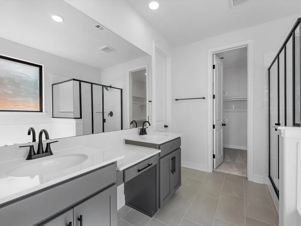 14802 Mission Avenue Mont Belvieu, TX 77523