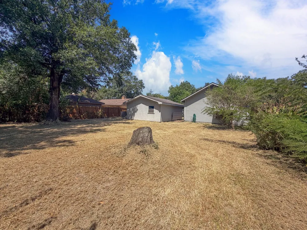 628 Manley Navasota, TX 77868