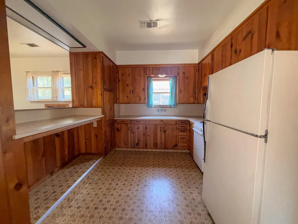 628 Manley Navasota, TX 77868