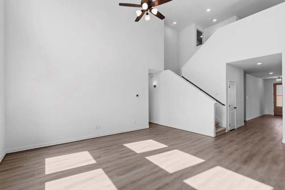 14806 Mission Avenue Mont Belvieu, TX 77523