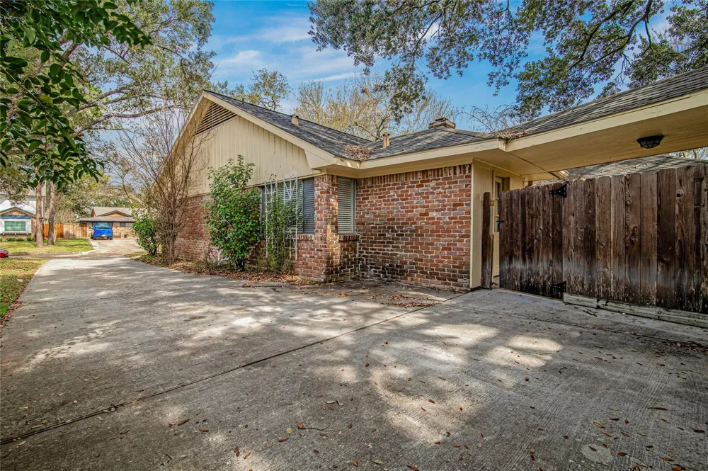 18230 Caprice Lane Houston, TX 77058