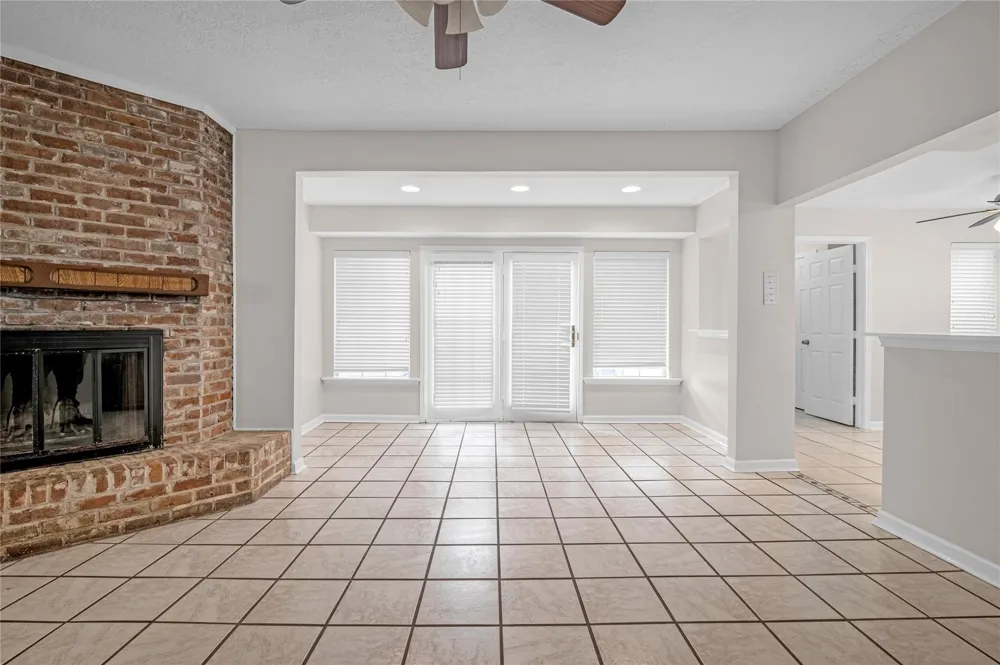 18230 Caprice Lane Houston, TX 77058