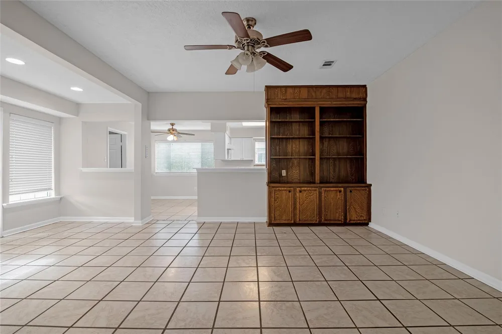 18230 Caprice Lane Houston, TX 77058