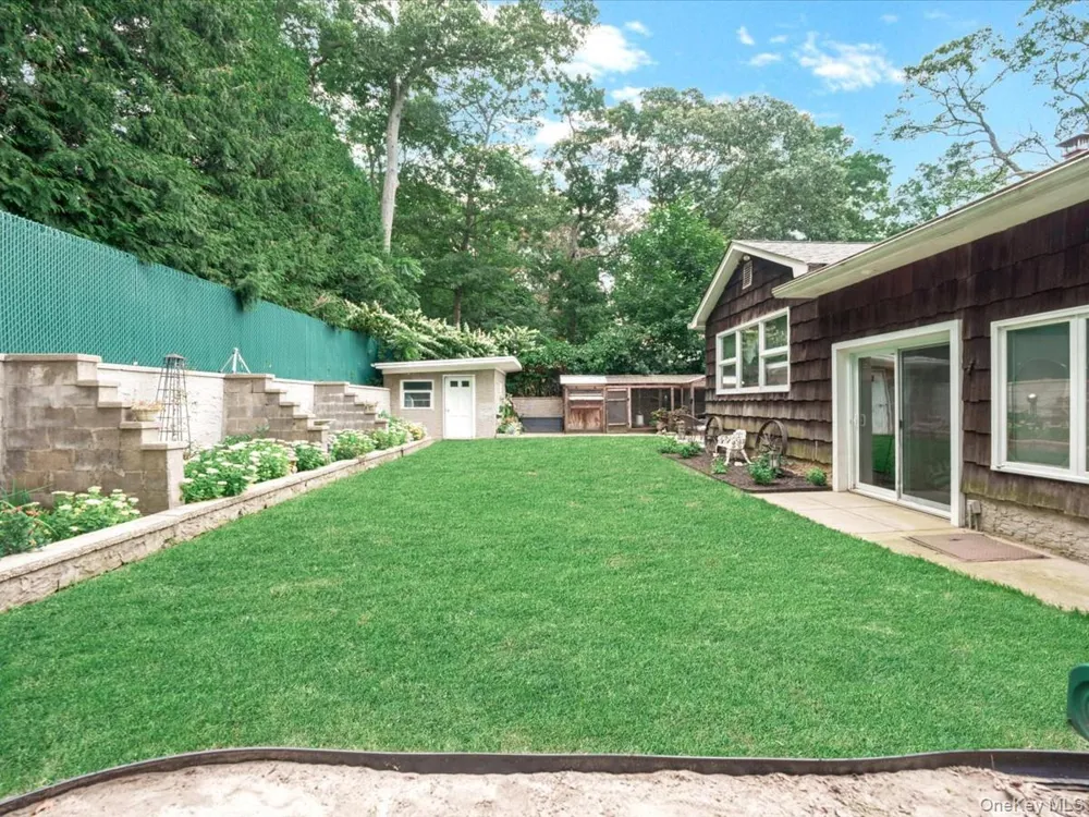 223 Locust Drive Rocky Point, NY 11778