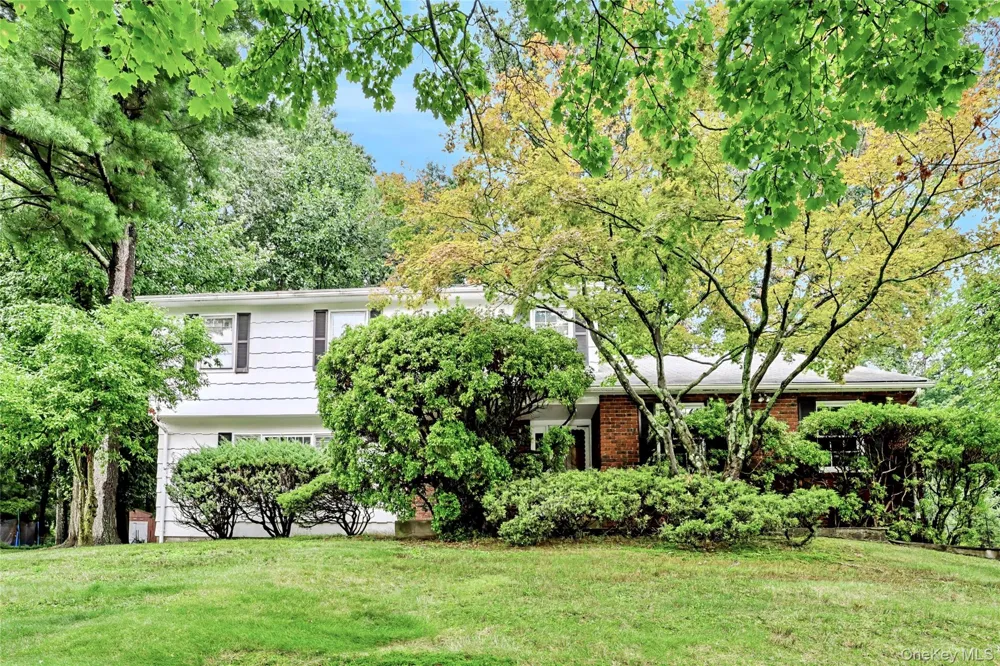 9 Bluejay Street Spring Valley, NY 10977