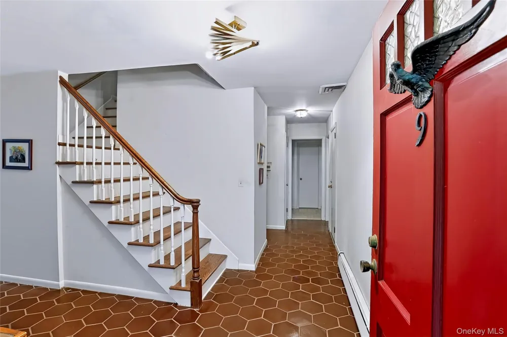 9 Bluejay Street Spring Valley, NY 10977