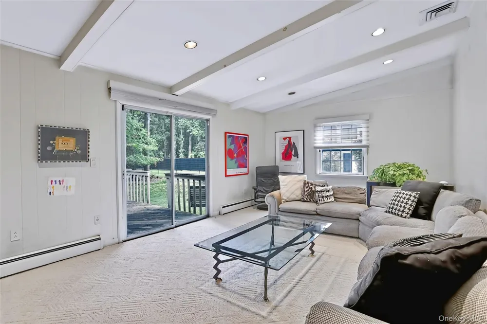 9 Bluejay Street Spring Valley, NY 10977