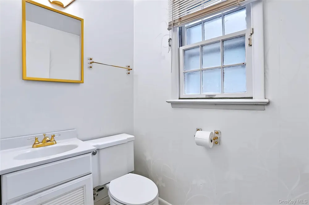 9 Bluejay Street Spring Valley, NY 10977