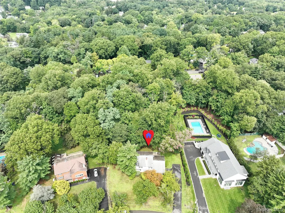 9 Bluejay Street Spring Valley, NY 10977