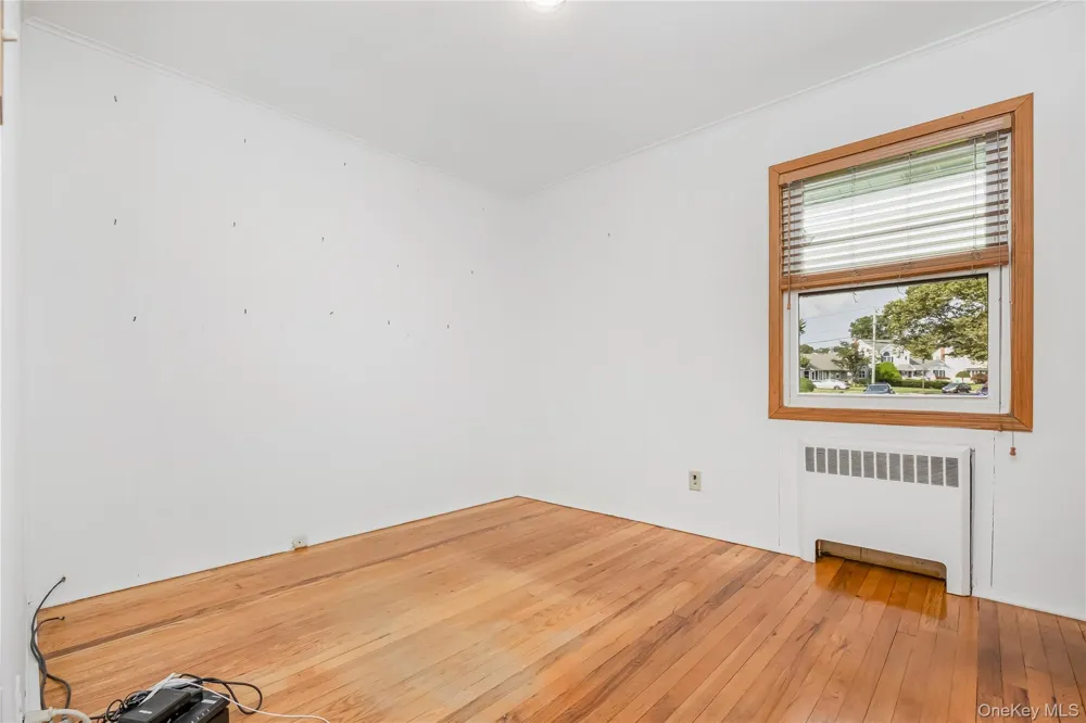 874 Alan Drive Wantagh, NY 11793