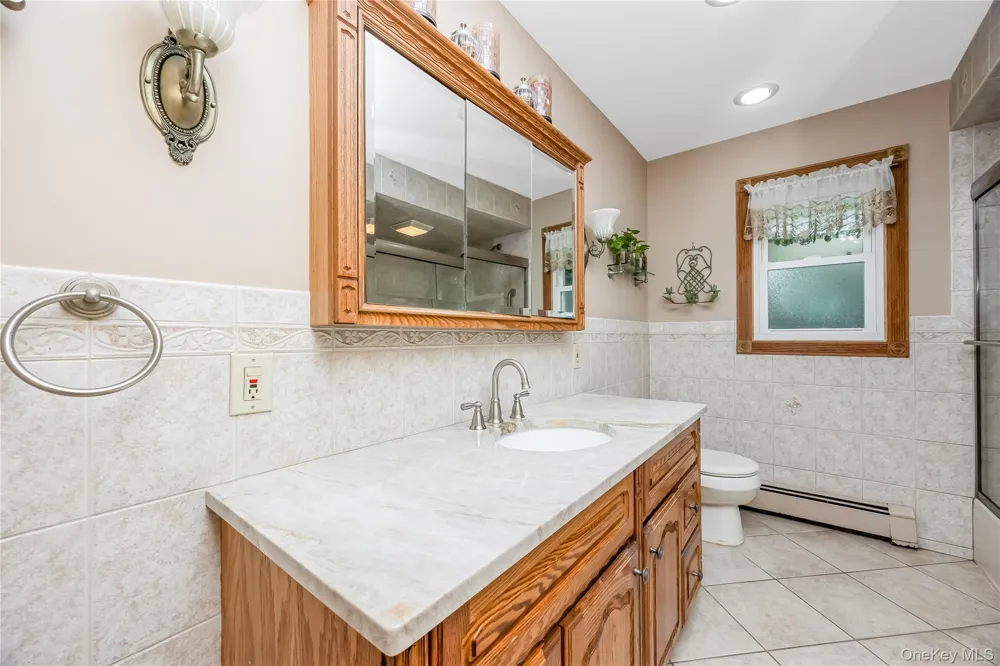 874 Alan Drive Wantagh, NY 11793