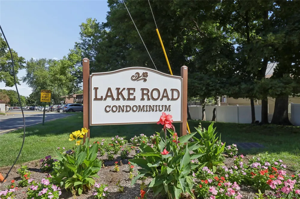 2 Church Lane #I Valley Cottage, NY 10989