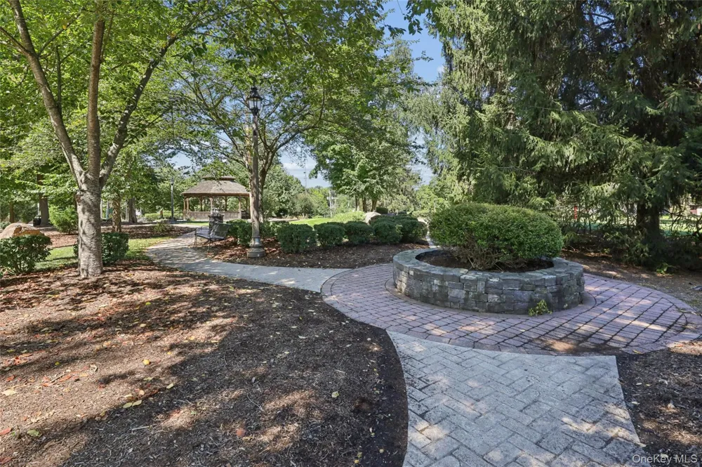 2 Church Lane #I Valley Cottage, NY 10989