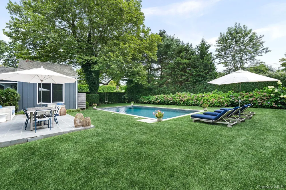 117 Buell Lane East Hampton, NY 11937