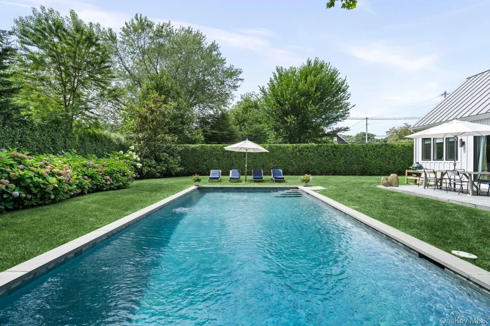 117 Buell Lane East Hampton, NY 11937