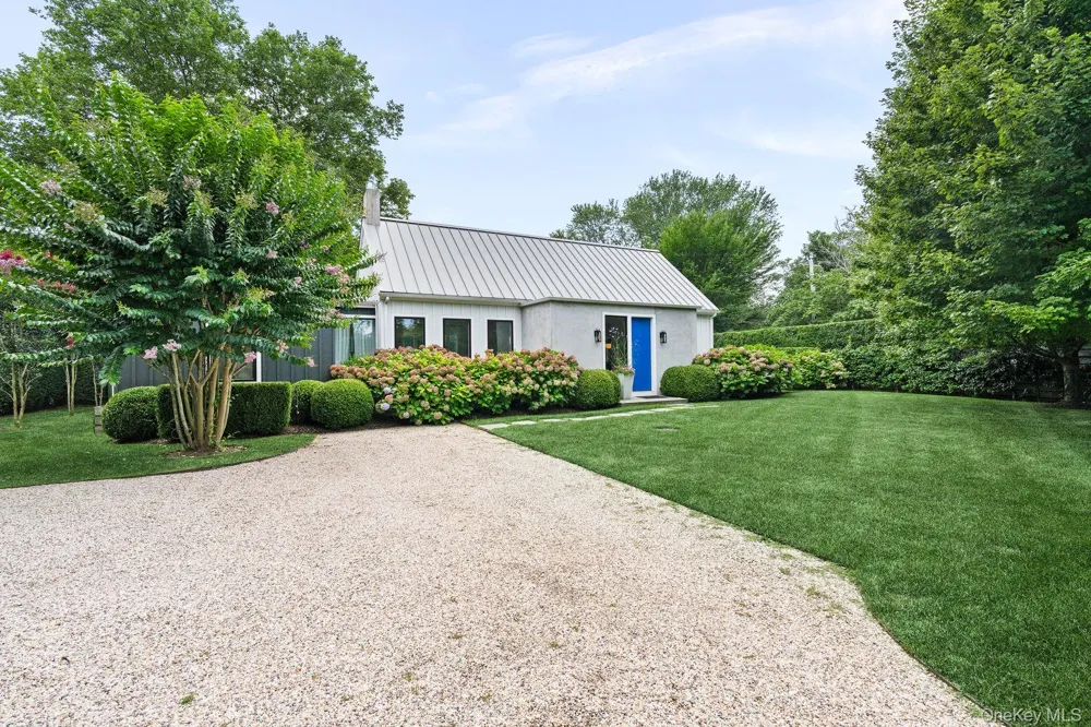 117 Buell Lane East Hampton, NY 11937