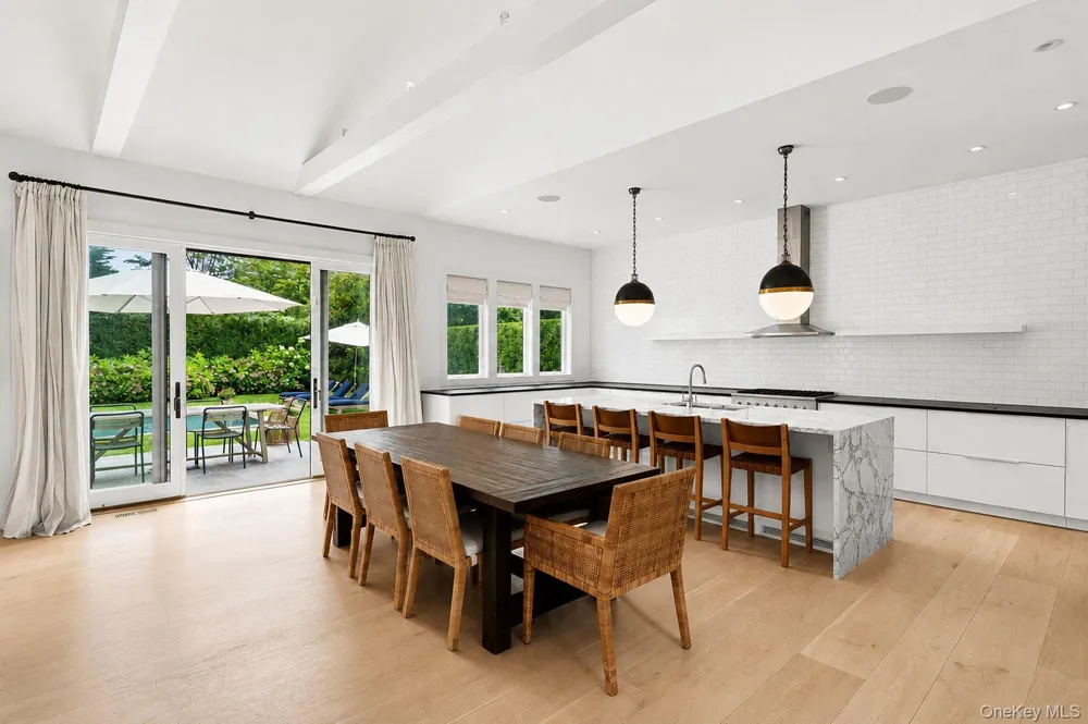 117 Buell Lane East Hampton, NY 11937