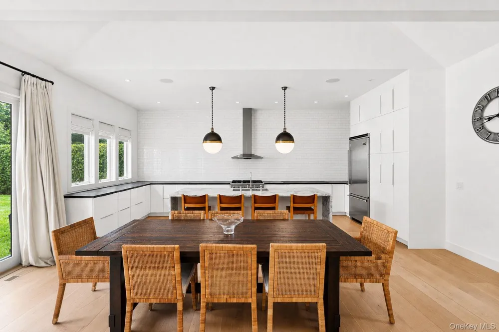 117 Buell Lane East Hampton, NY 11937